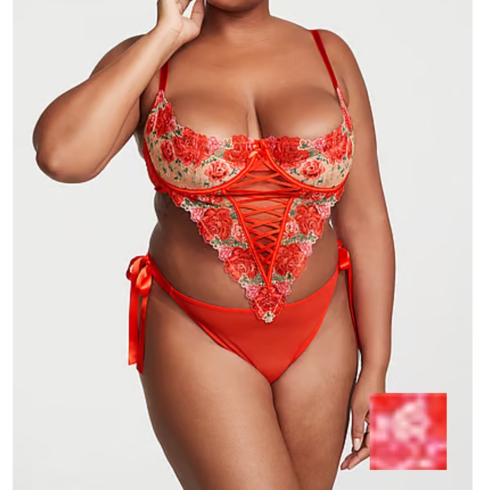 NWT Dream Angels Wicked Floral Embroidery Quarter Cup Lace-Up Teddy XL